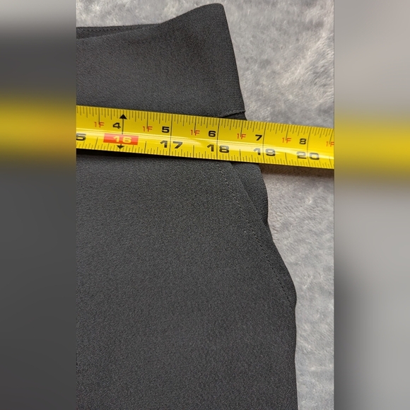 Madison Career Dress Pants Womens Size 16 Straight Leg Pockets Black NWT Rayon - Picture 9 of 10